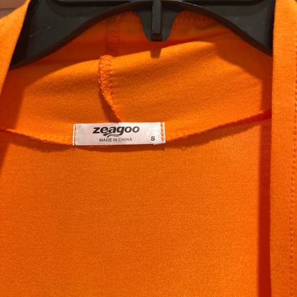 Zeagoo Bold Orange Cardigan - Picture 2 of 2